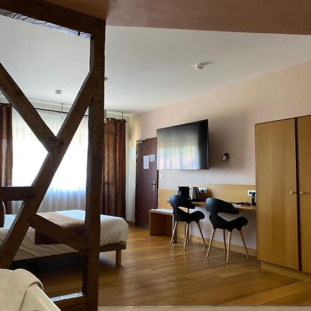 Auberge Des Moulins Pont-Les-Moulins 외부 사진