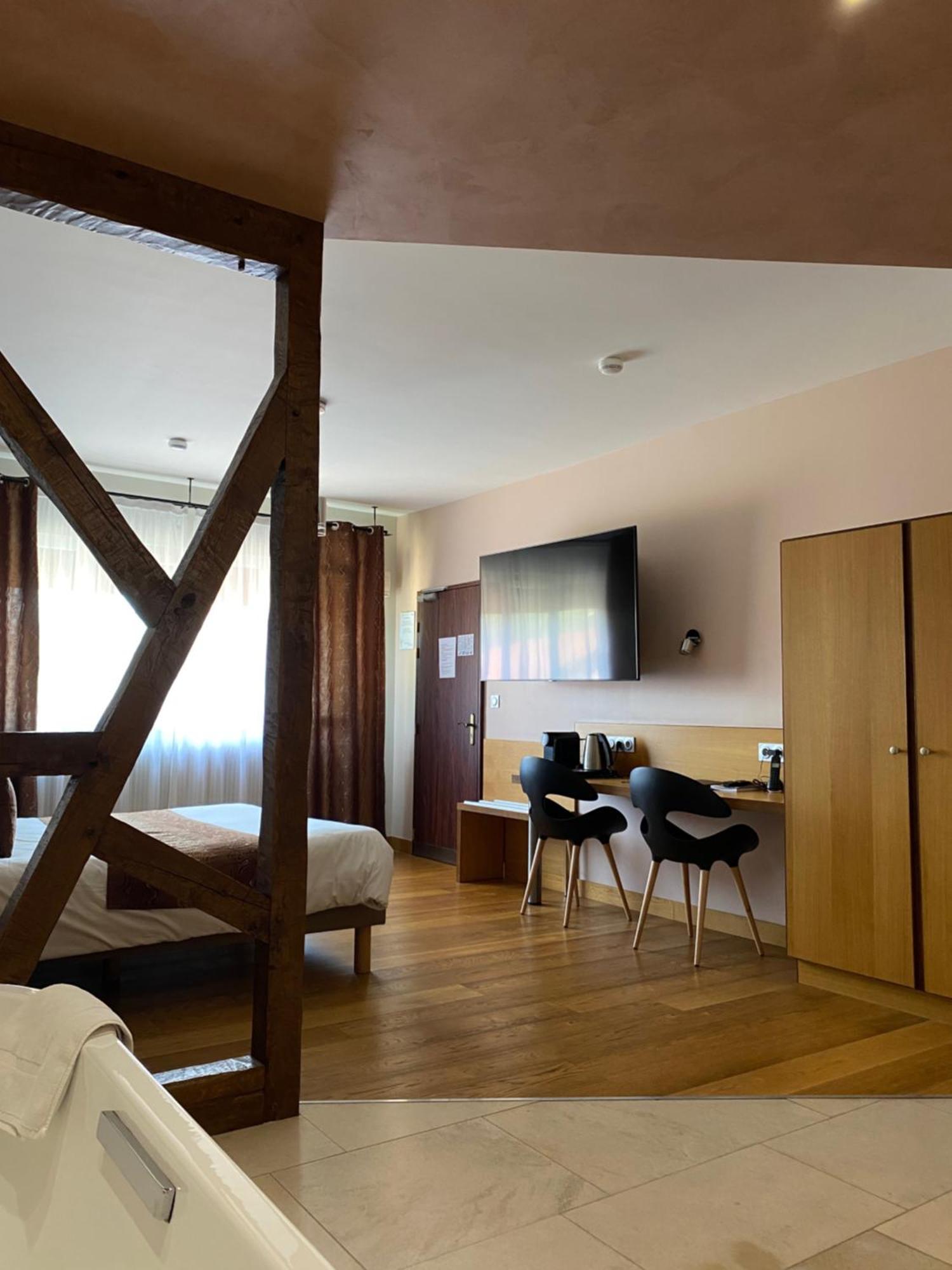 Auberge Des Moulins Pont-Les-Moulins 외부 사진